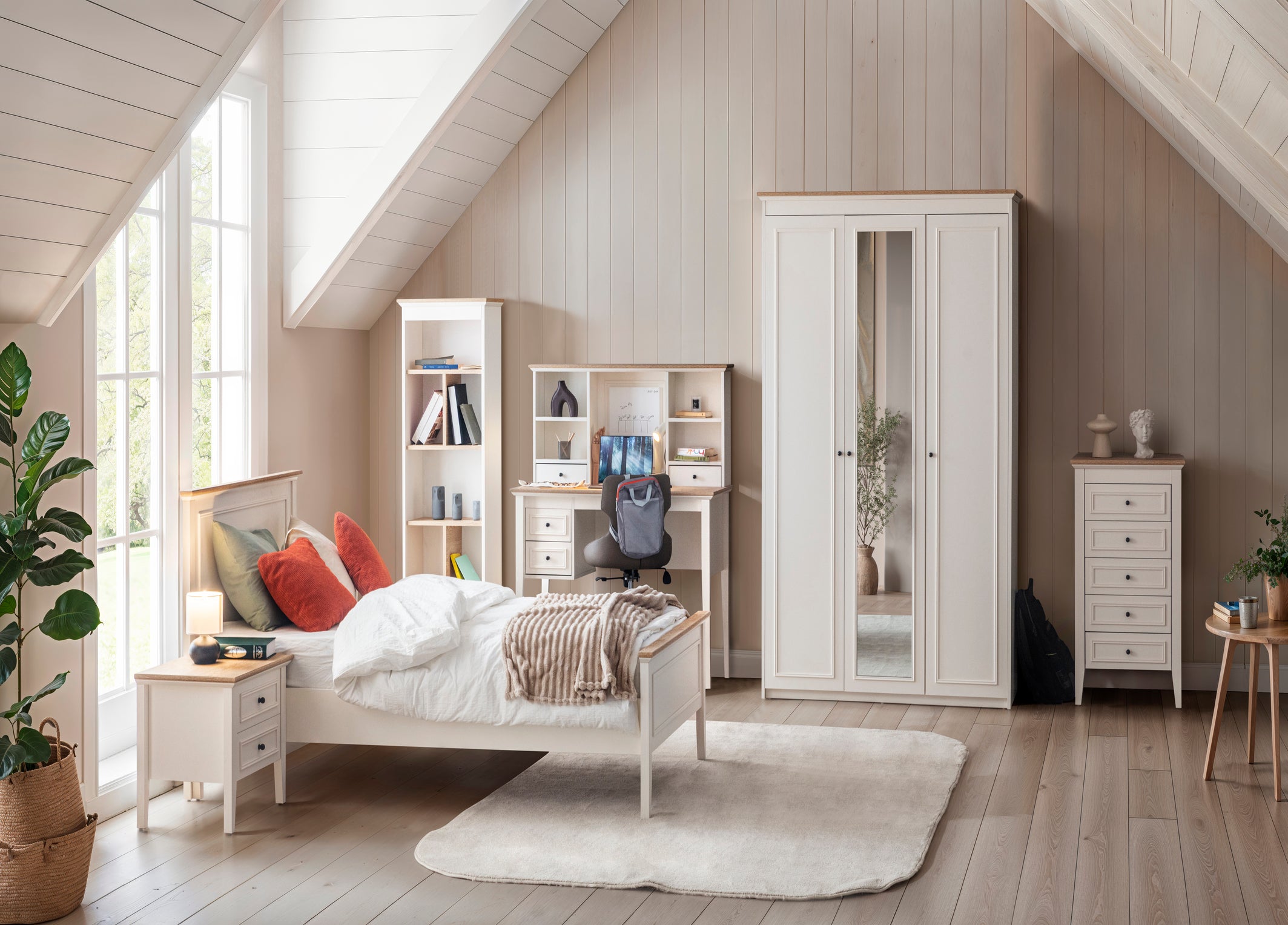 Petra Ay Genç Odası